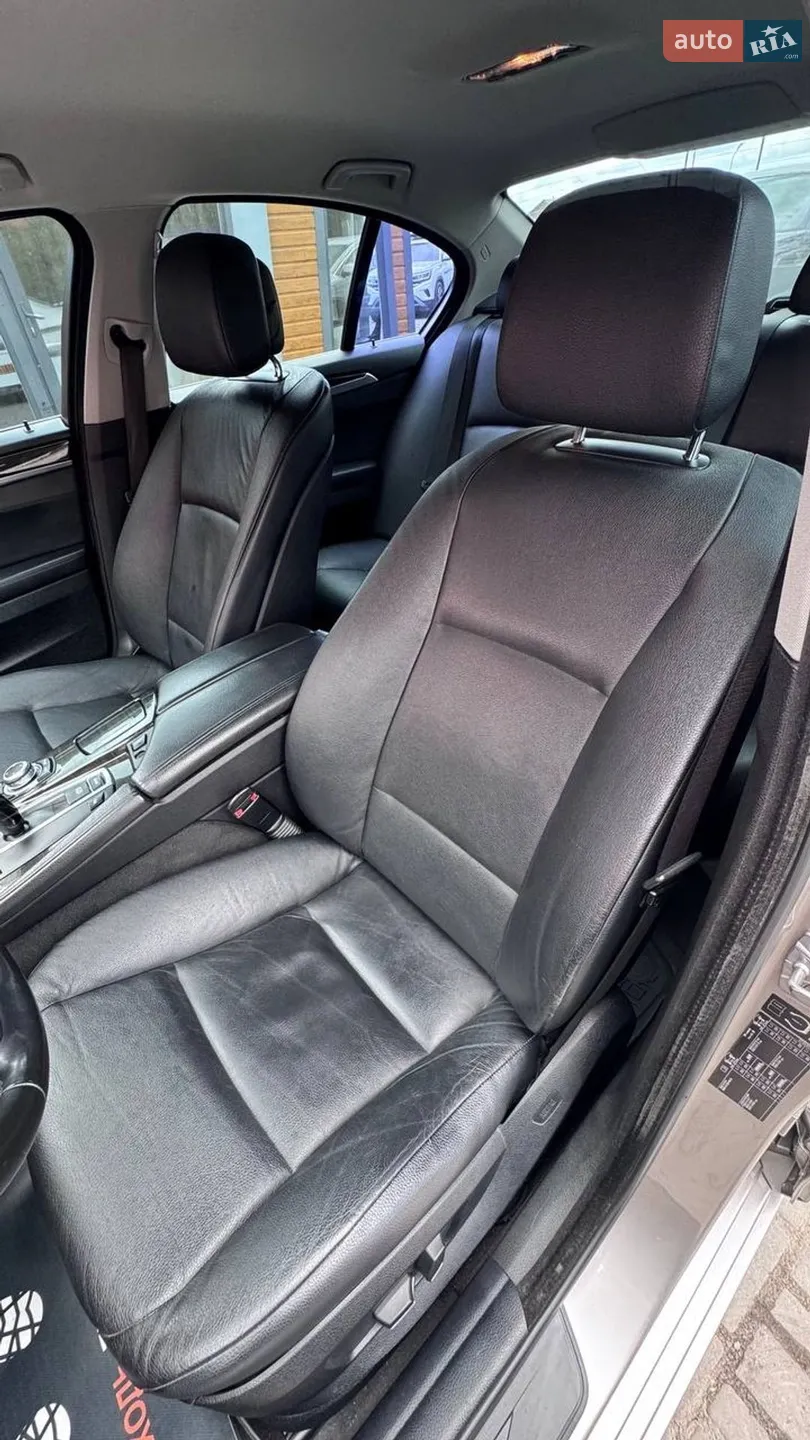 2010 BMW 5er - мініатюра 17