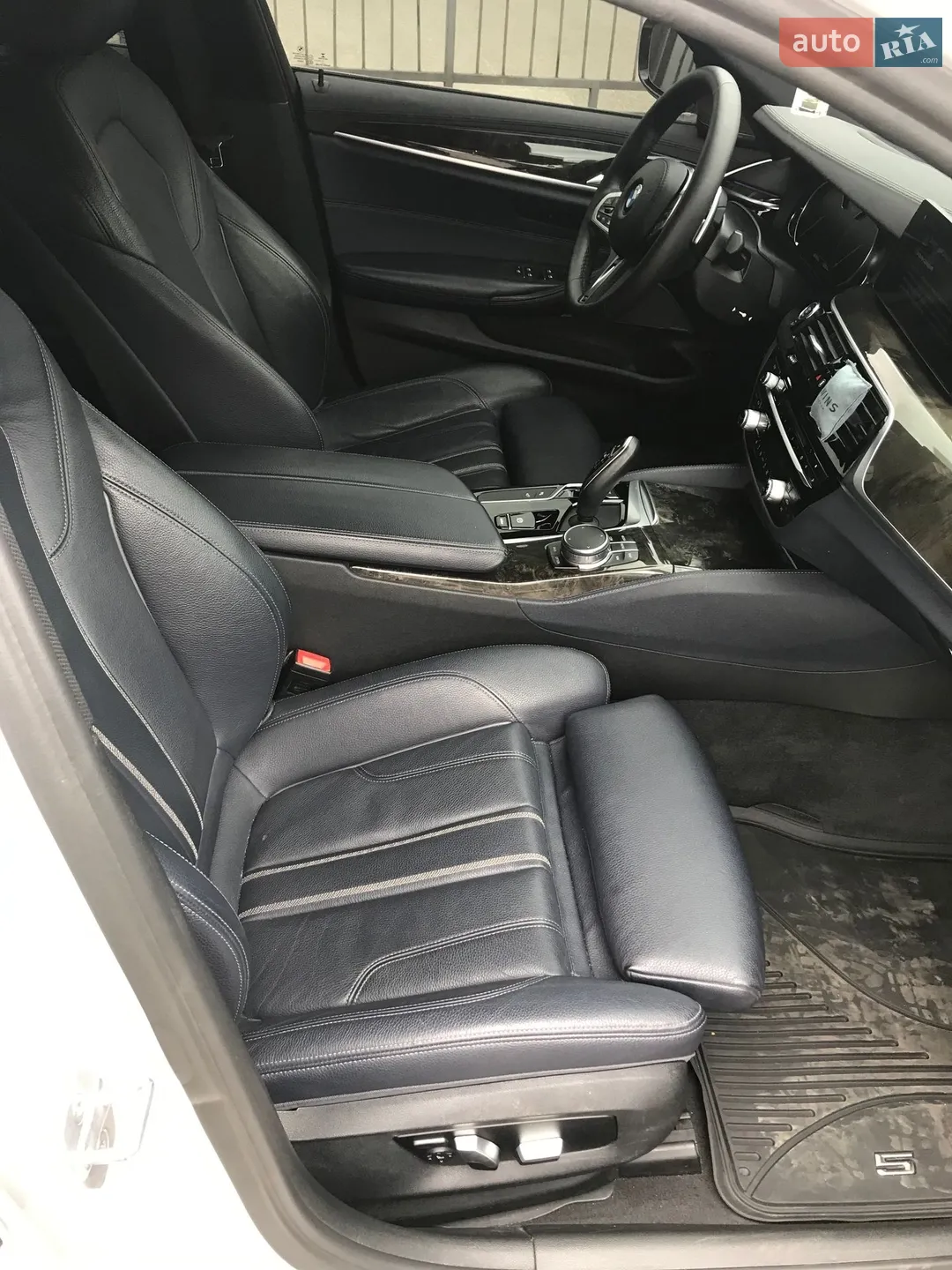 2017 BMW 5er - мініатюра 11