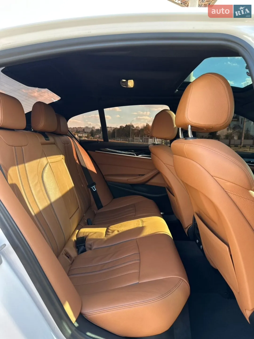 2017 BMW 5er - мініатюра 31