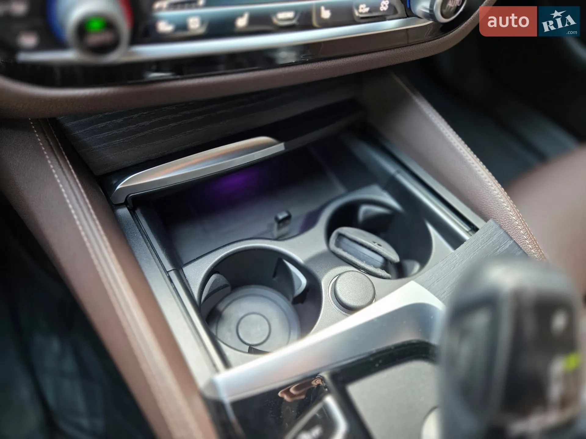 2020 BMW 5er - мініатюра 19