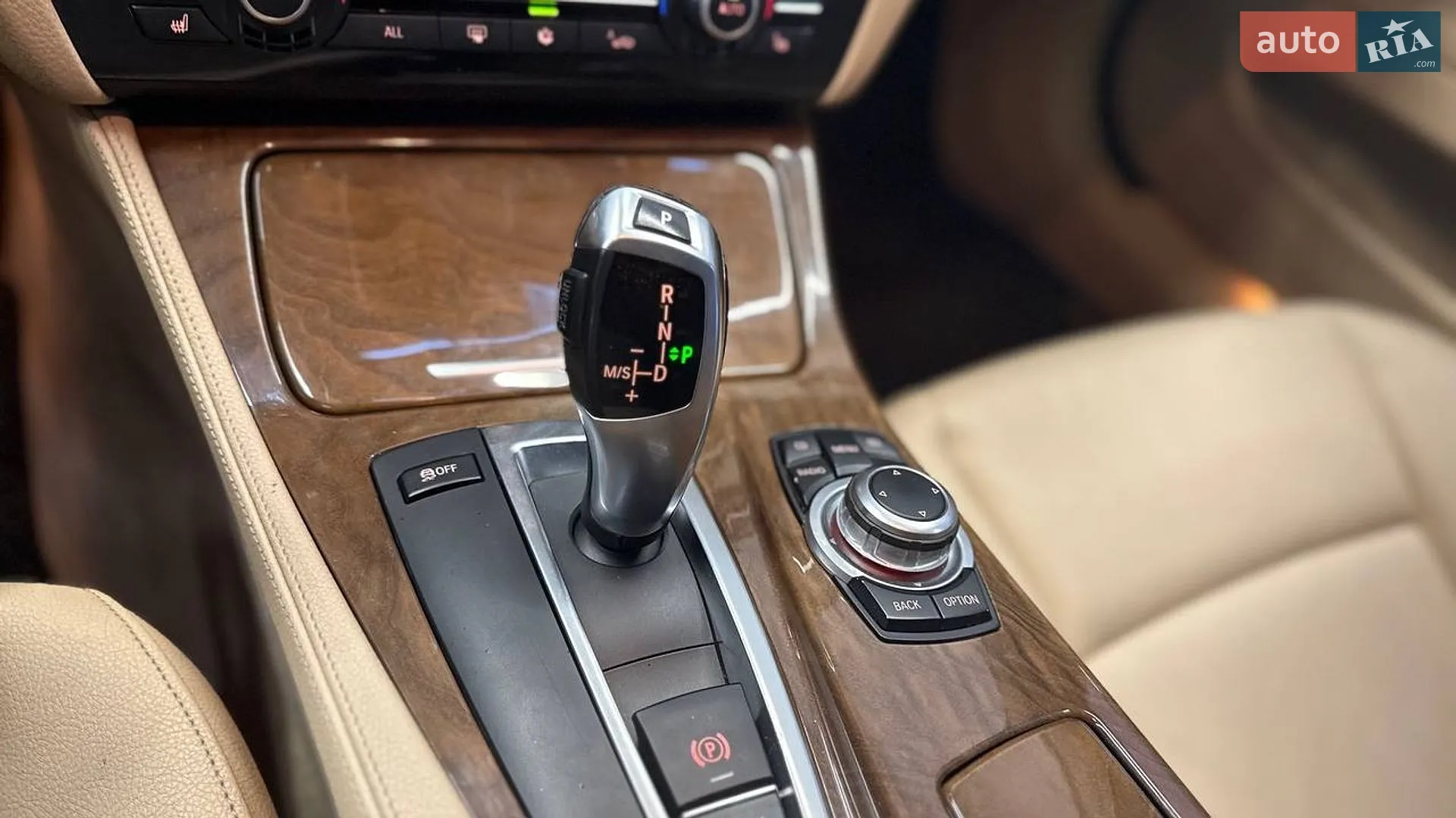 2011 BMW 5er - мініатюра 23