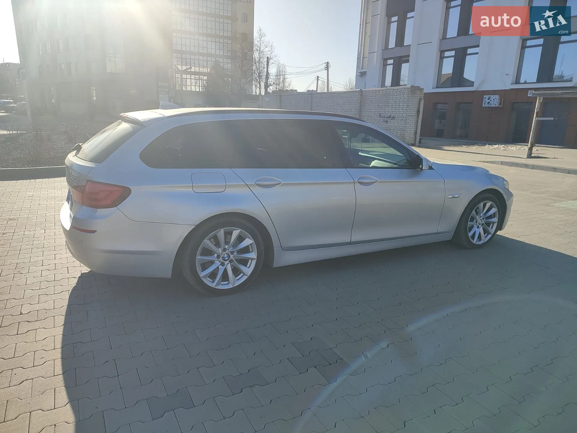 2010 BMW 5er - мініатюра 4
