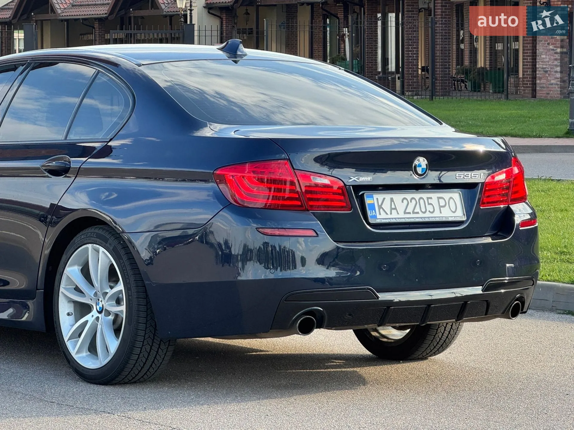 2015 BMW 5er - мініатюра 10
