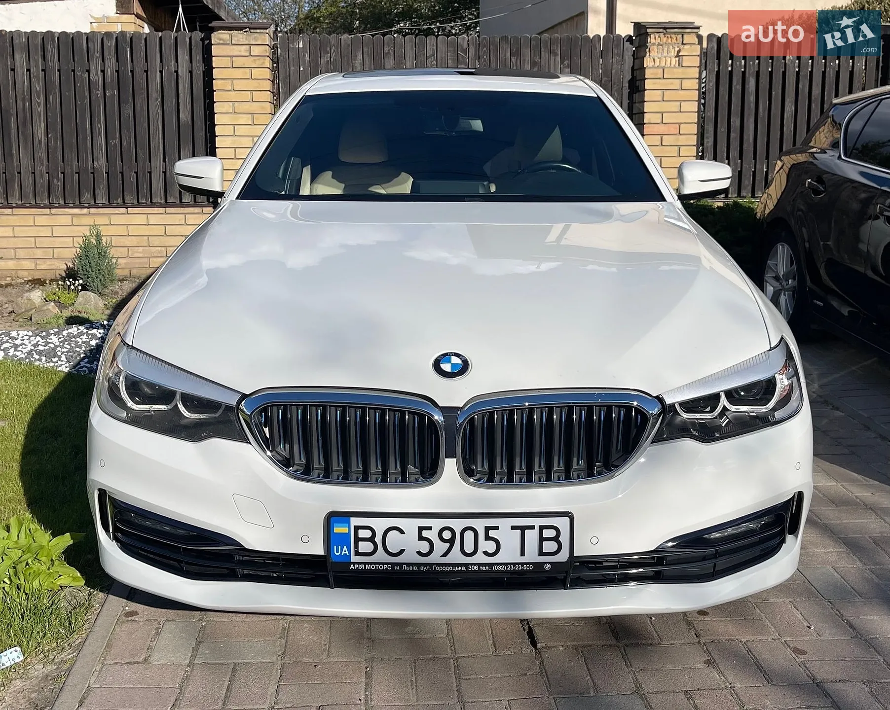 2018 BMW 5er - мініатюра 2