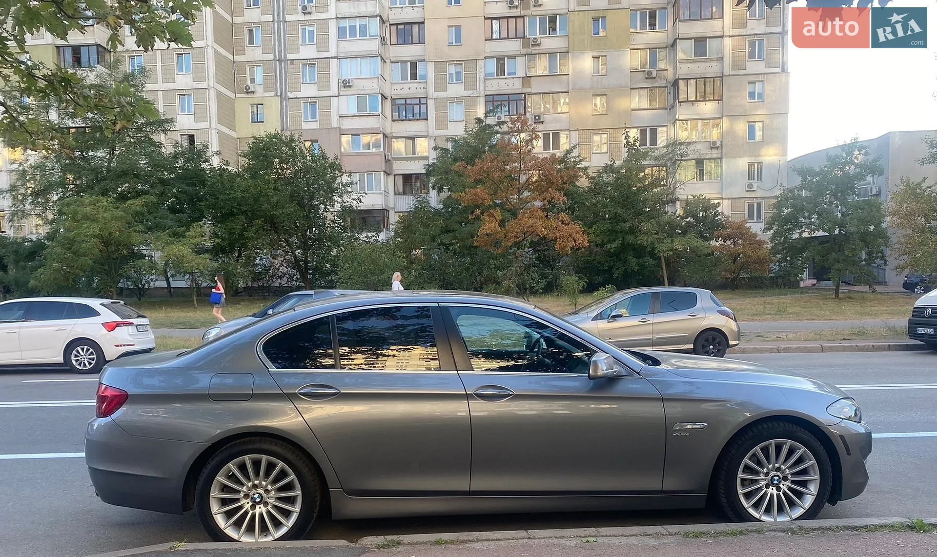 2012 BMW 5er - мініатюра 3