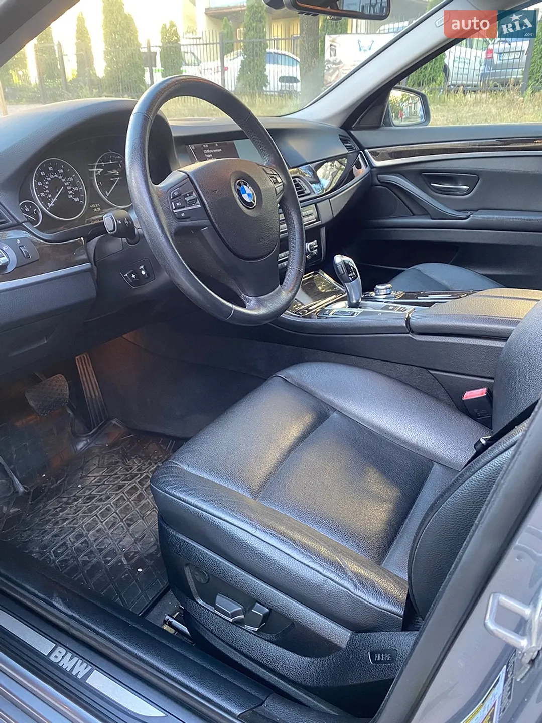 2012 BMW 5er - мініатюра 9