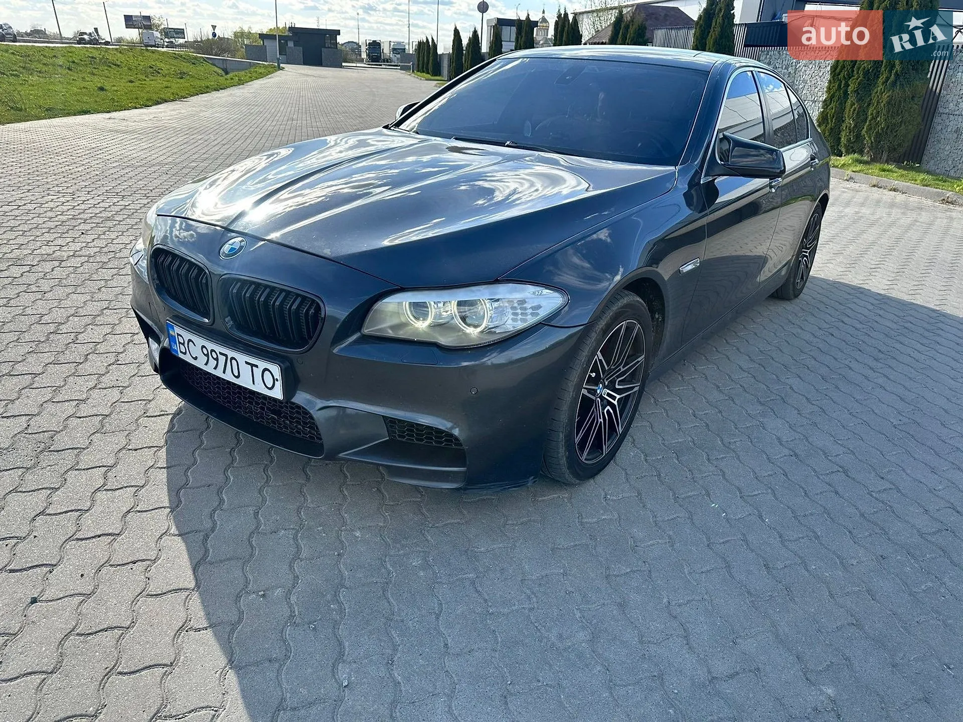 2012 BMW 5er - мініатюра 2