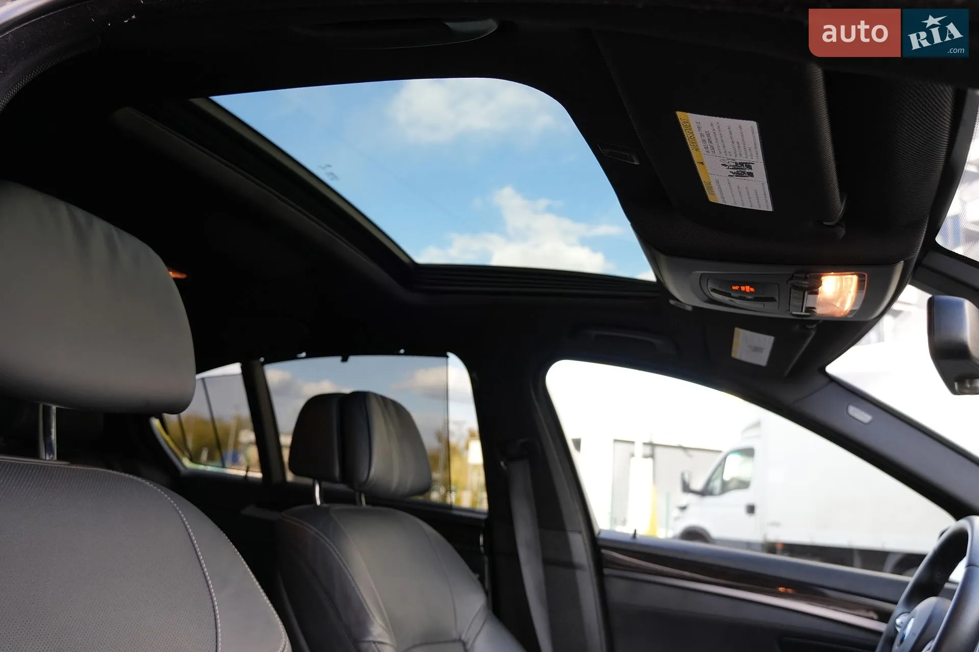 2015 BMW 5er - мініатюра 26
