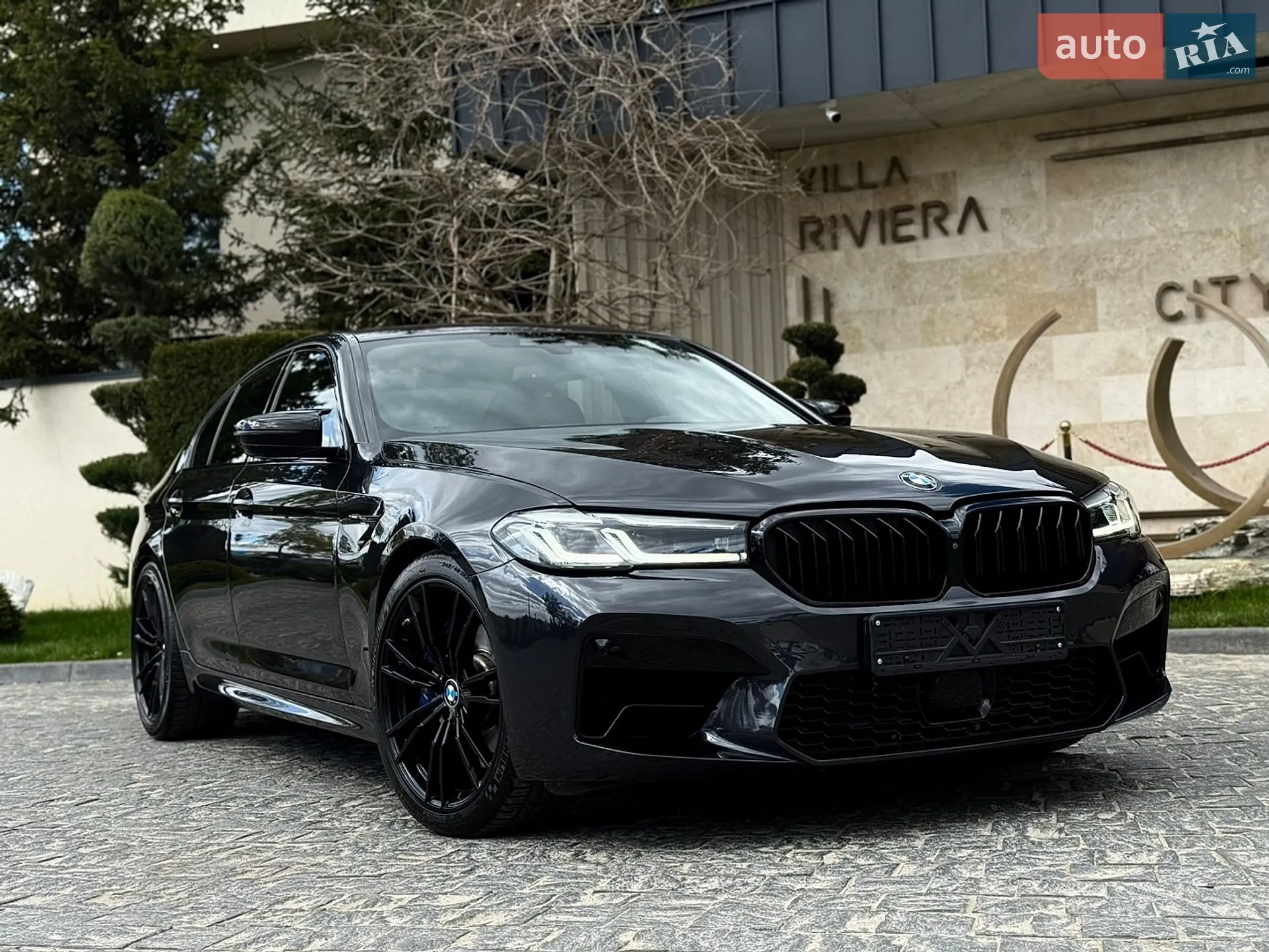 2020 BMW 5er - фото 1