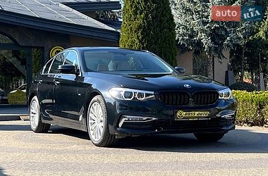 Седан BMW 5 Series 2017 в Львове