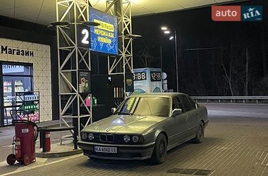 Седан BMW 5 Series 1988 в Києві