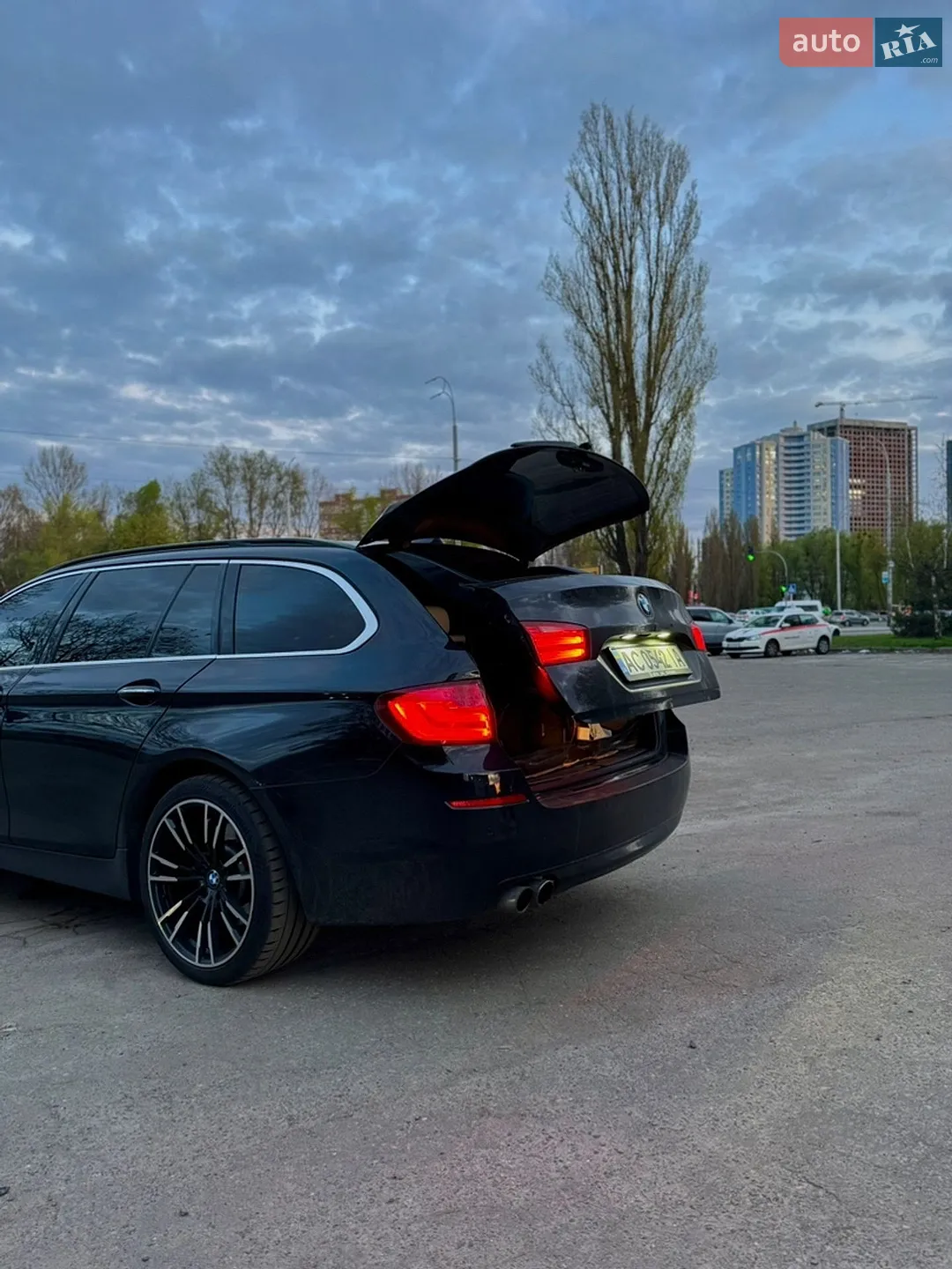 2010 BMW 5er - мініатюра 6