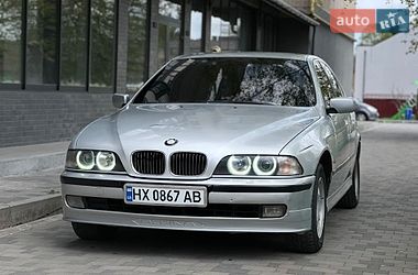 Седан BMW 5 Series 1999 в Волочиську