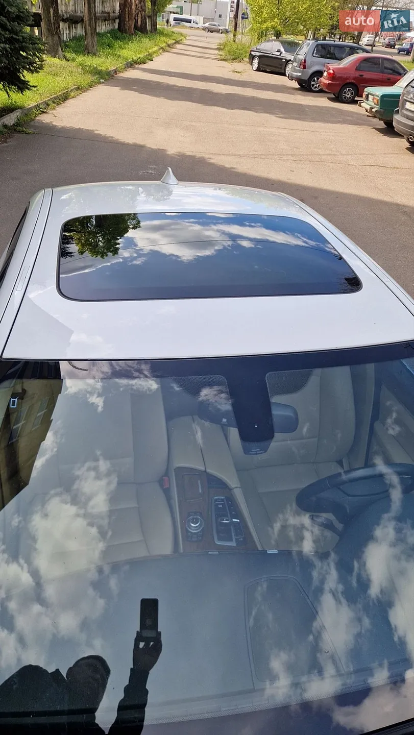 2012 BMW 5er - мініатюра 4