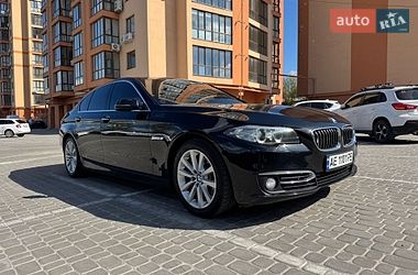 Седан BMW 5 Series 2015 в Дніпрі