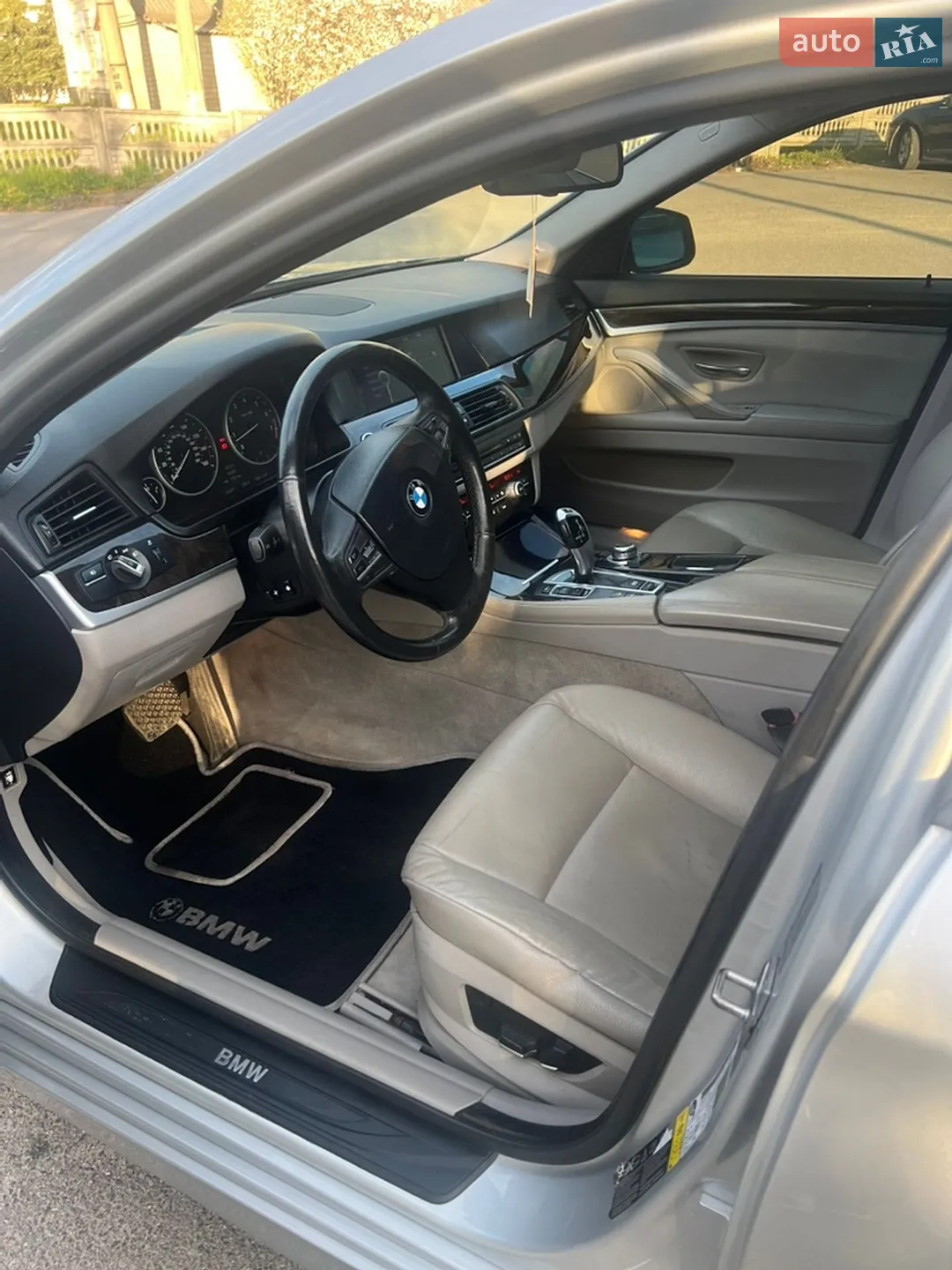 2011 BMW 5er - мініатюра 9