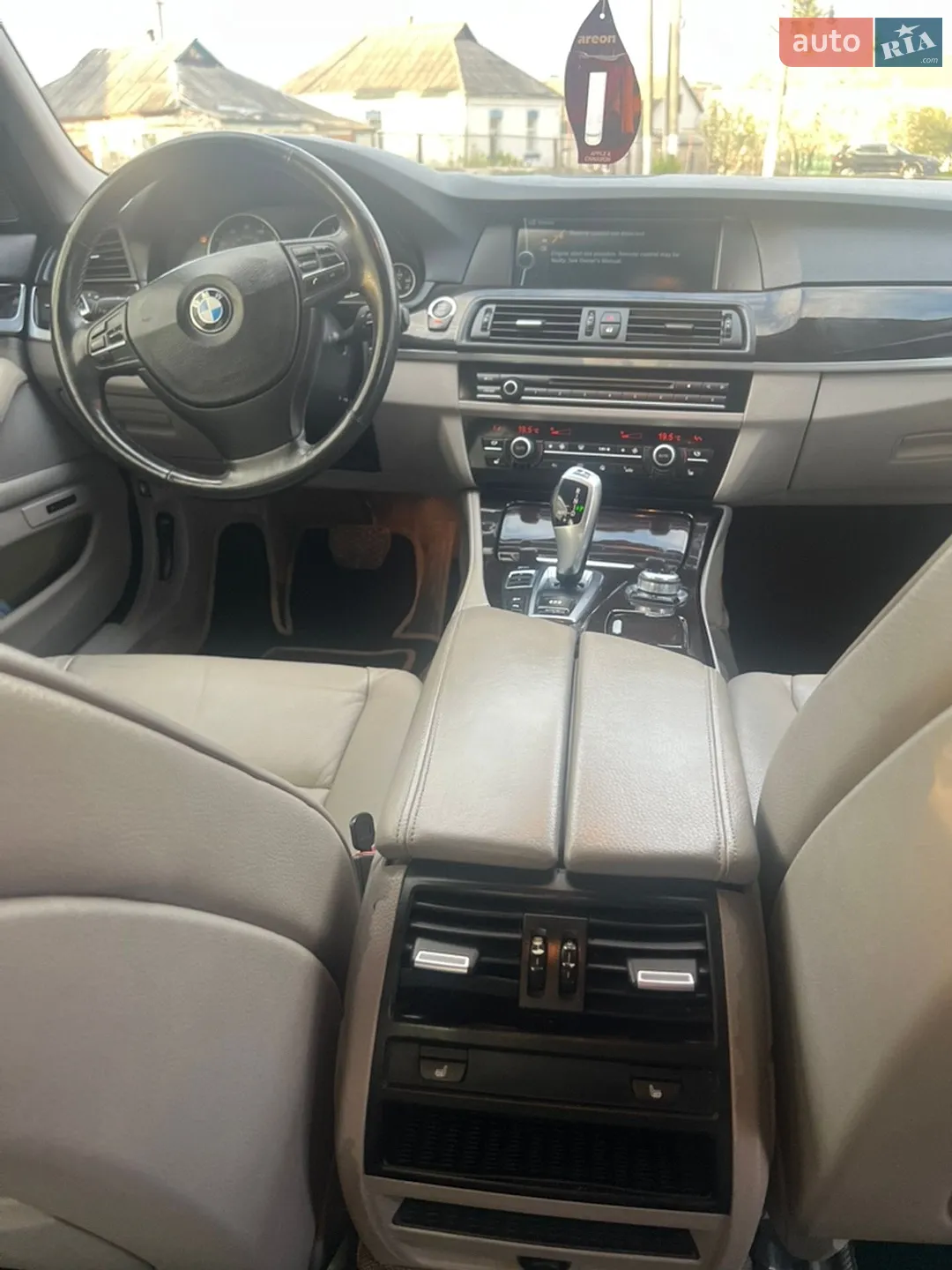 2011 BMW 5er - мініатюра 12