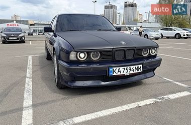 Седан BMW 5 Series 1990 в Києві