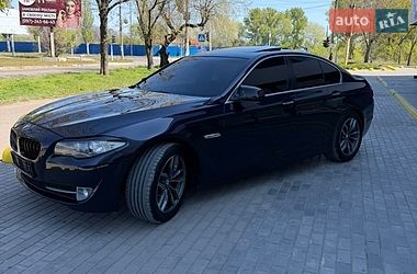 Седан BMW 5 Series 2011 в Кам'янському