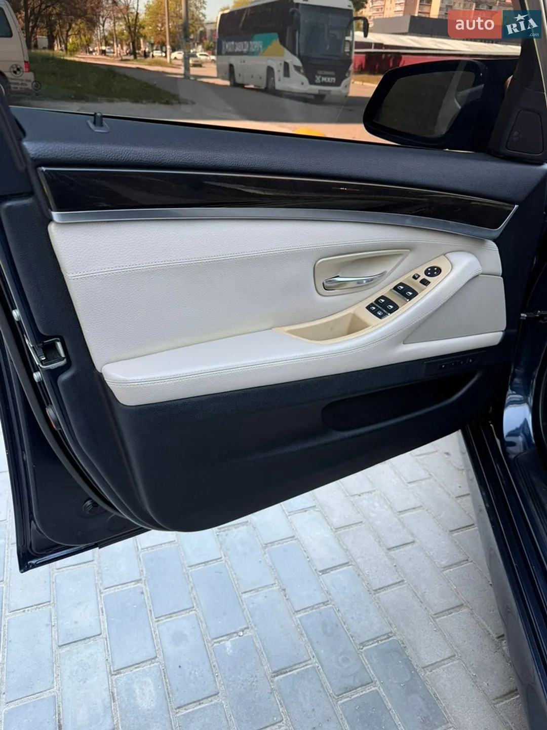 2011 BMW 5er - мініатюра 15