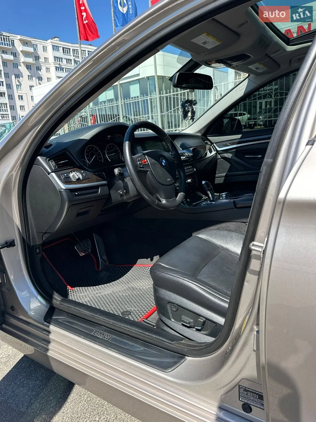 2012 BMW 5er - мініатюра 10