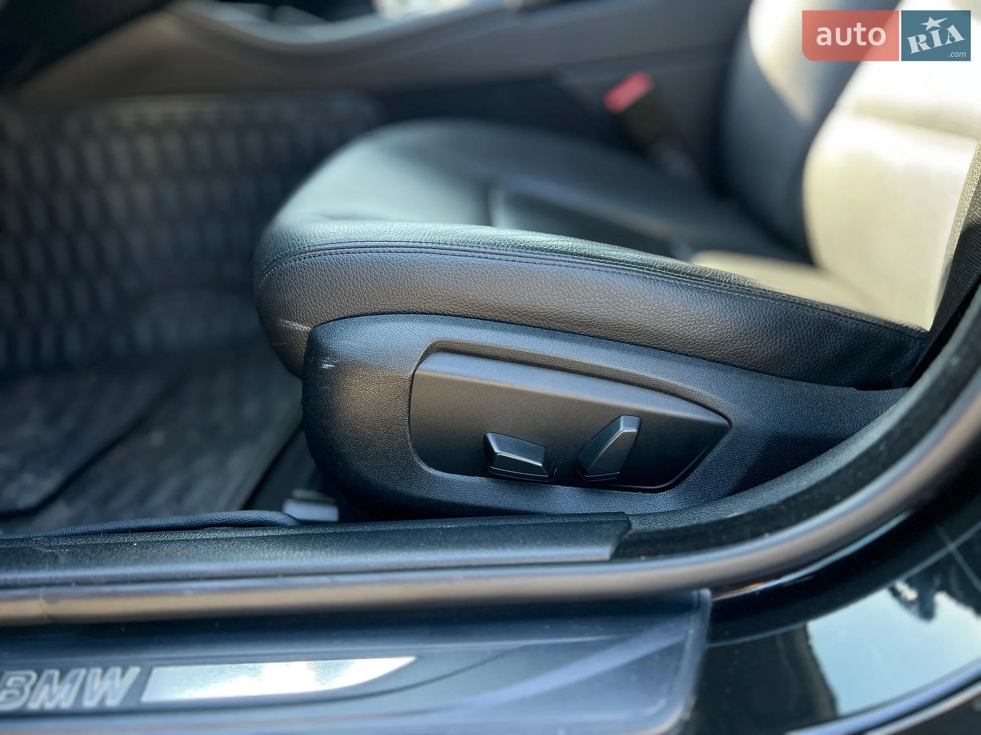 2015 BMW 5er - мініатюра 17