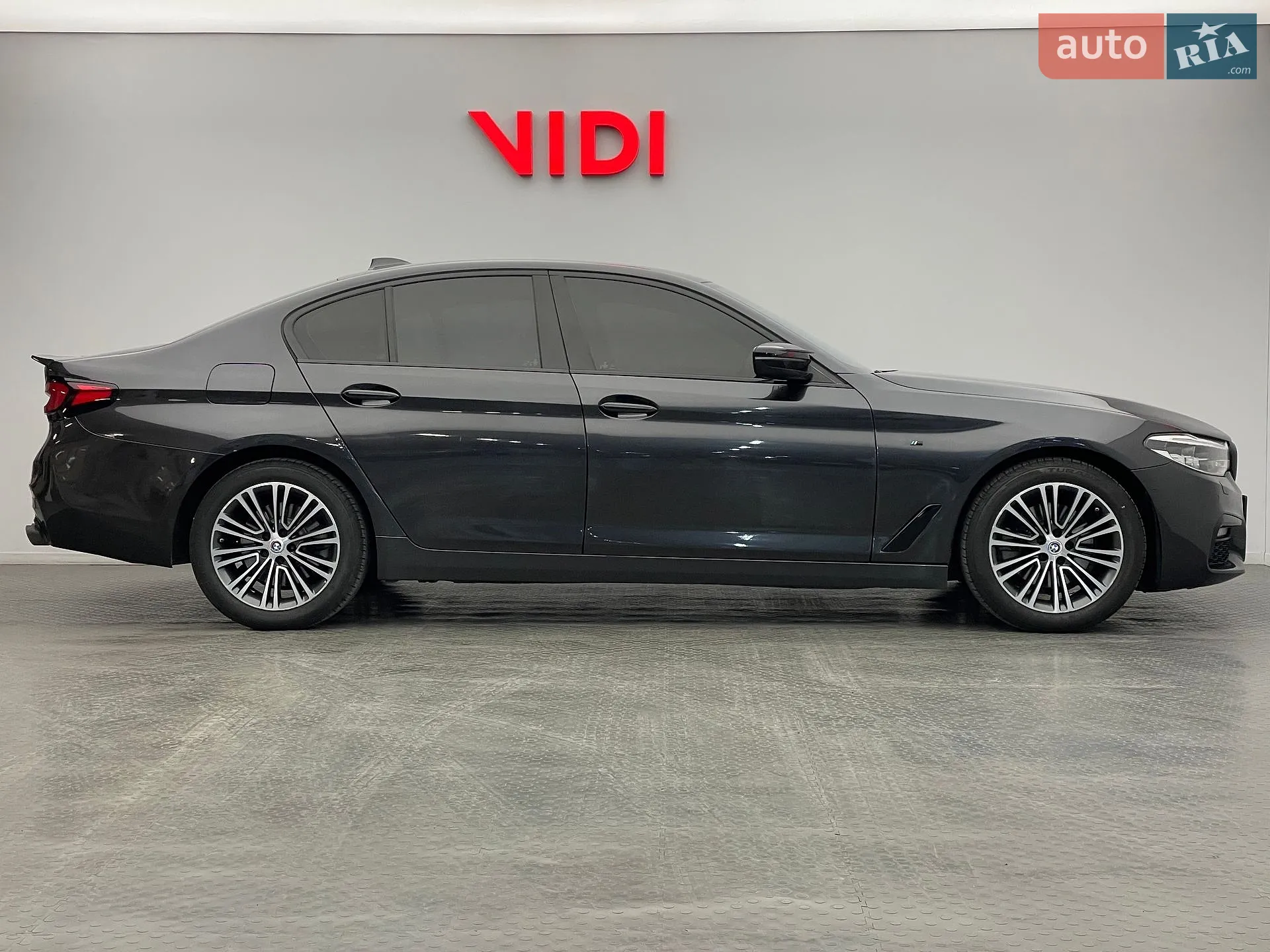 2017 BMW 5er - мініатюра 4