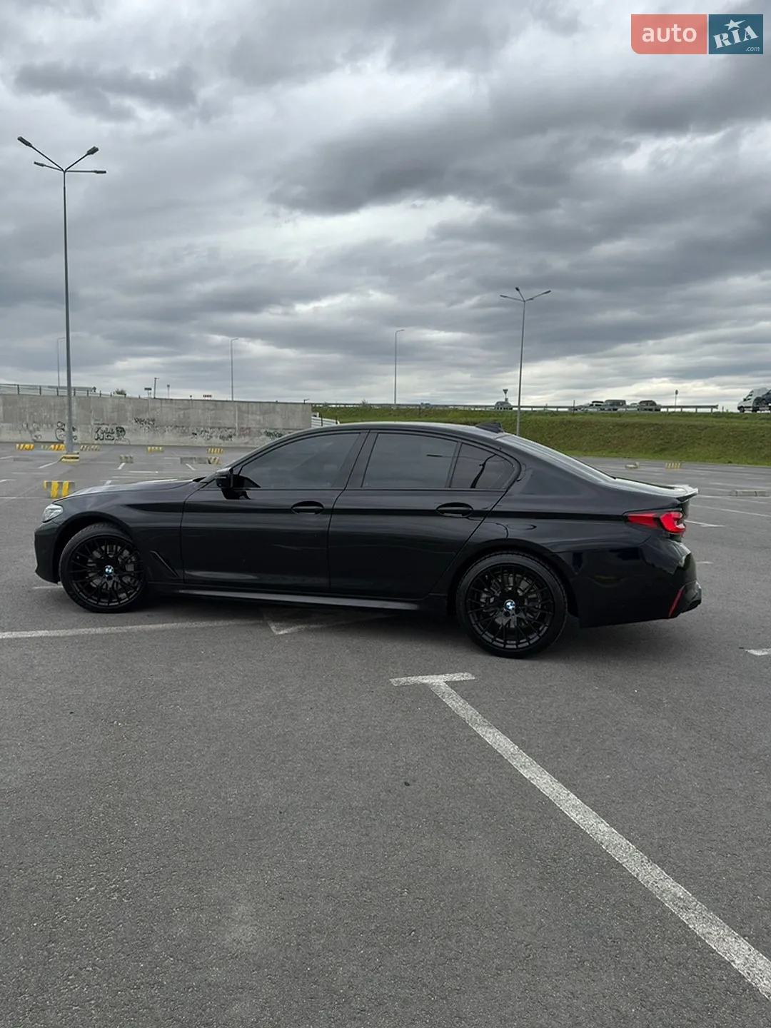 2021 BMW 5er - мініатюра 2