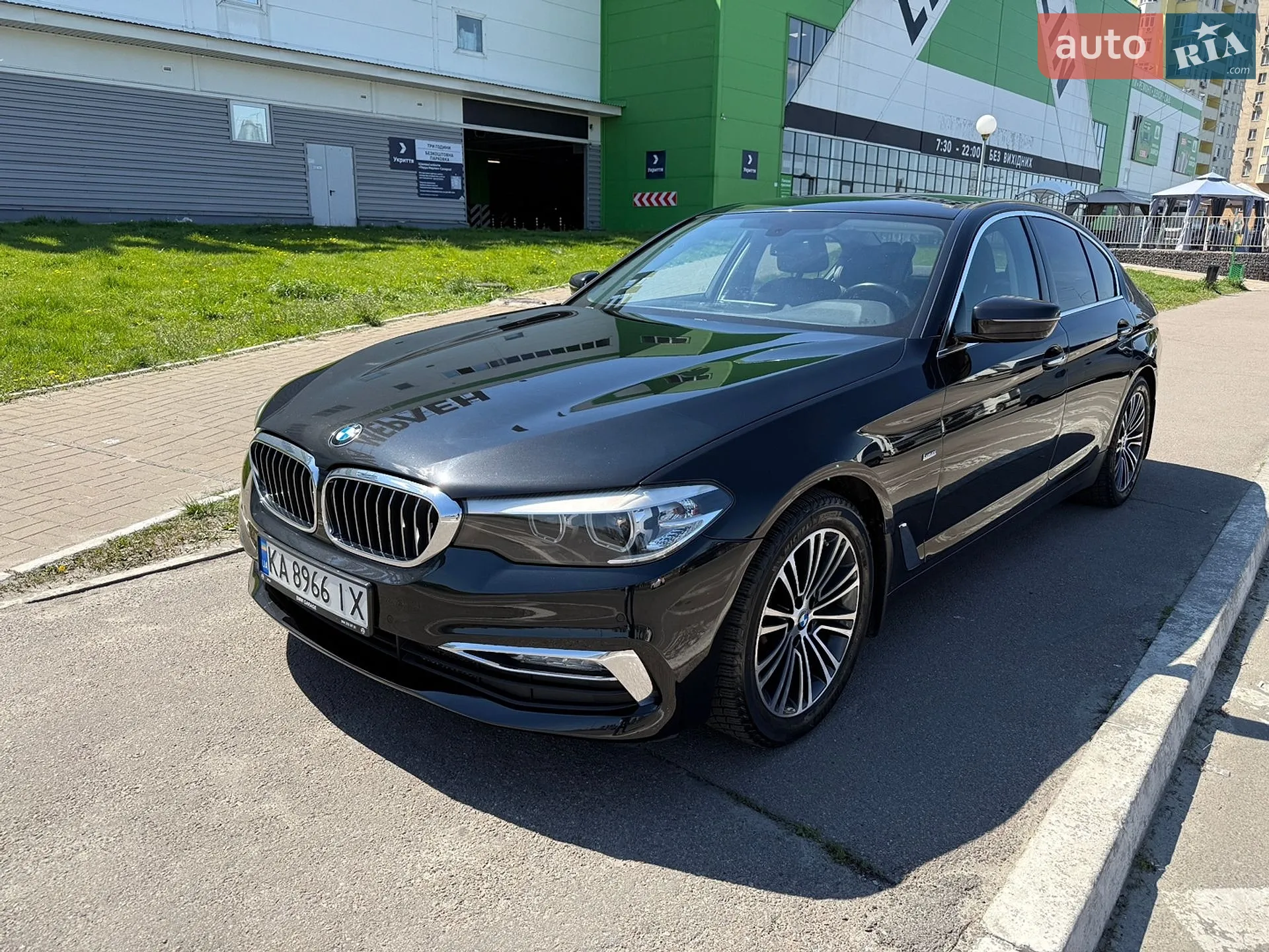 2017 BMW 5er - мініатюра 5