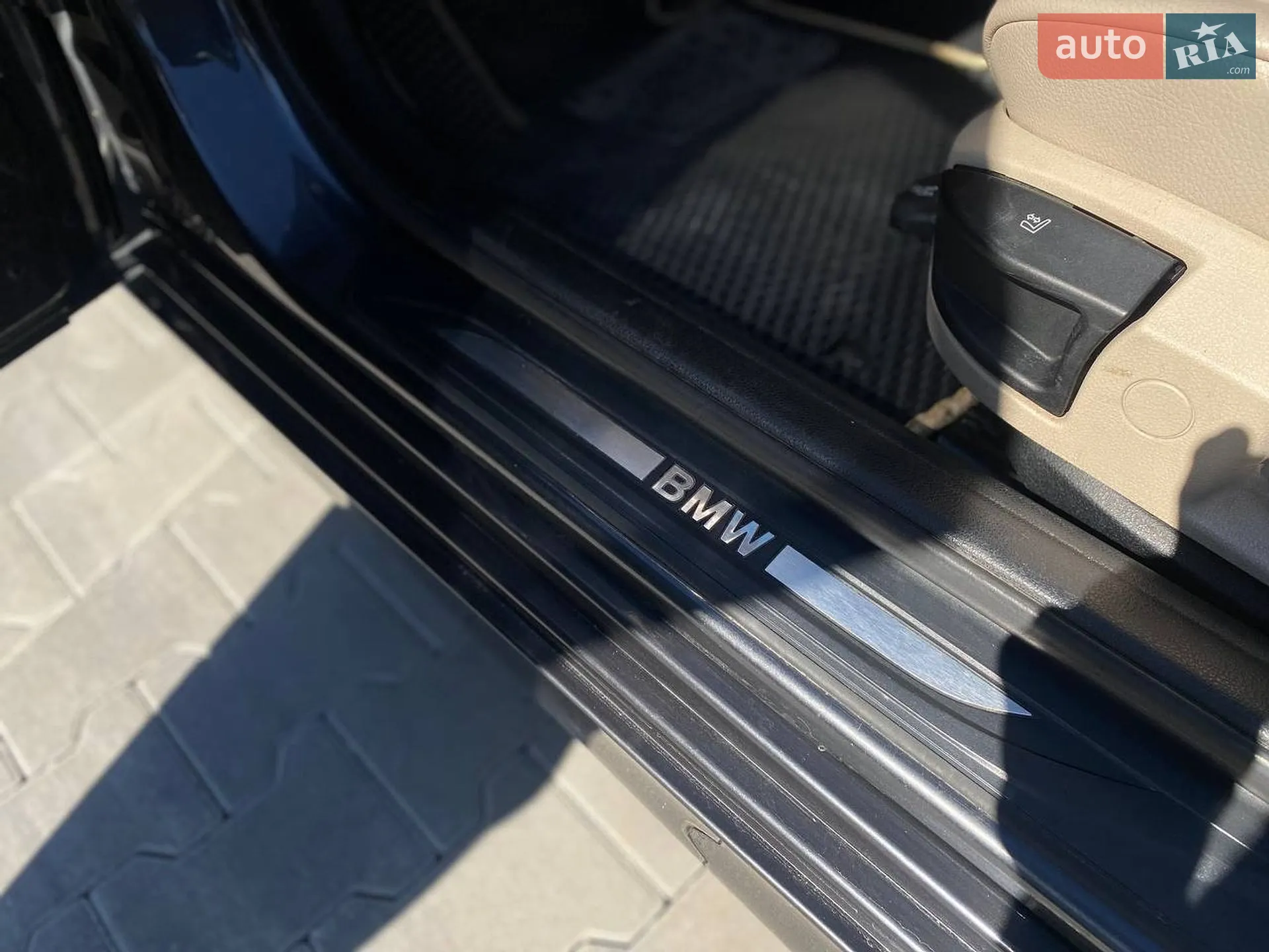 2010 BMW 5er - мініатюра 21