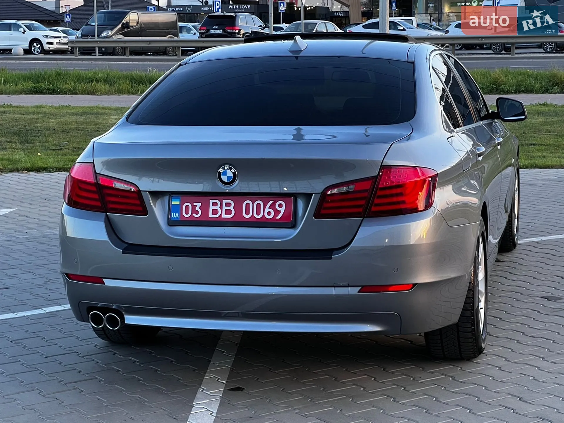 2012 BMW 5er - мініатюра 11