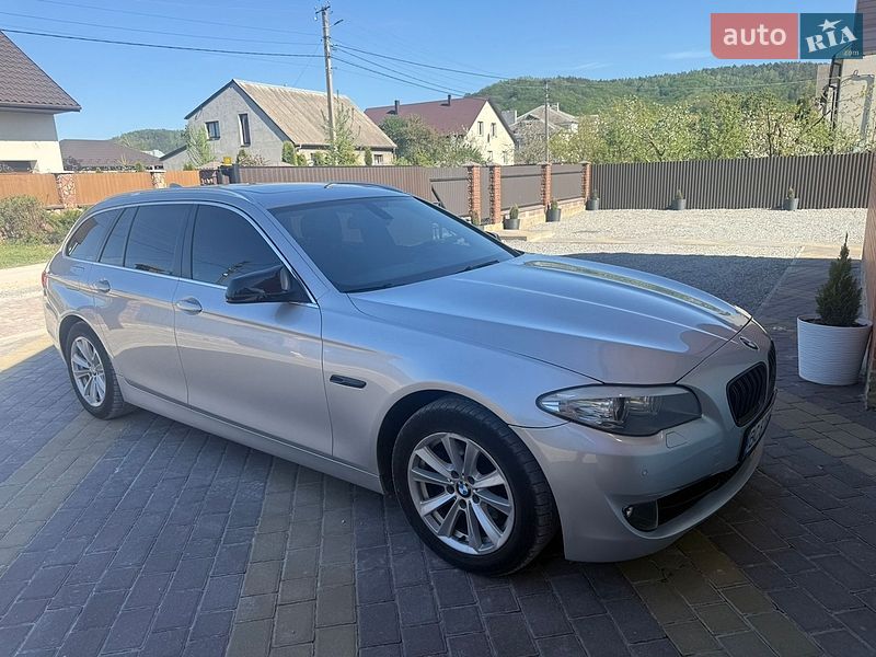 BMW 5 Series 2011