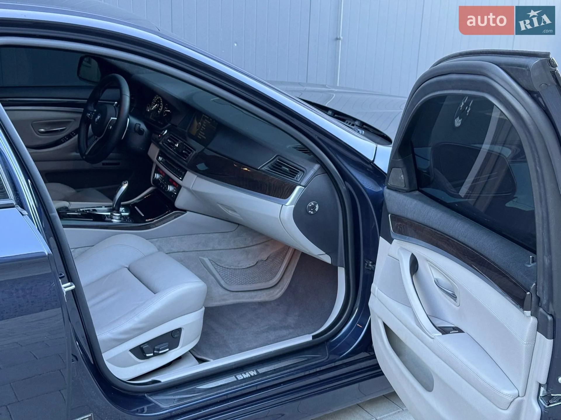 2011 BMW 5er - мініатюра 28