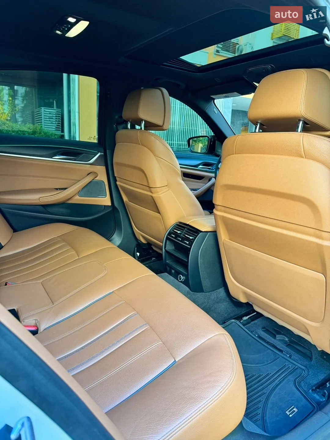 2017 BMW 5er - мініатюра 12