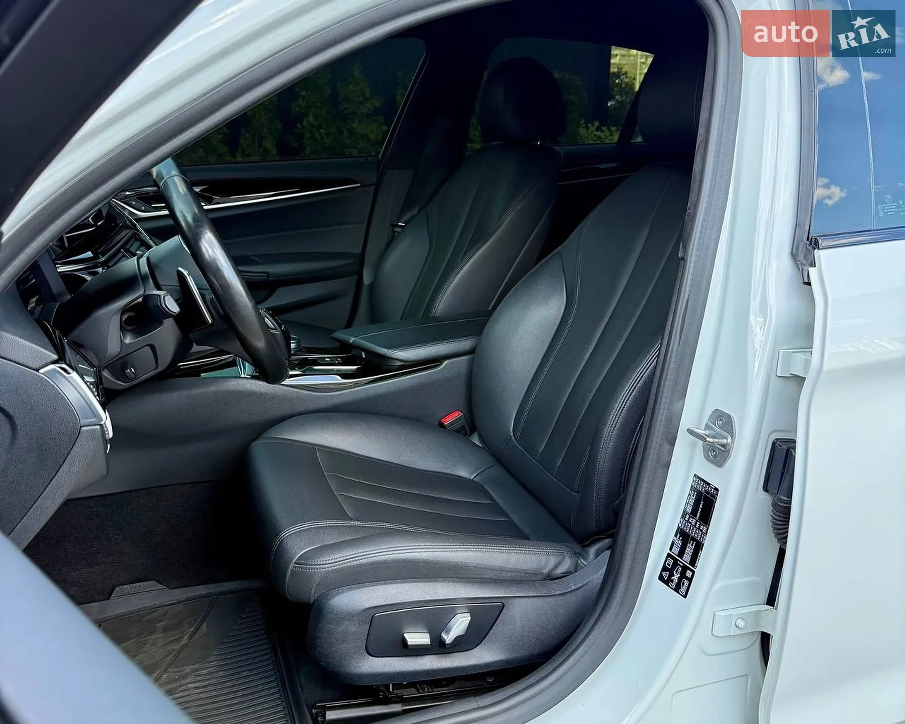 2018 BMW 5er - мініатюра 25