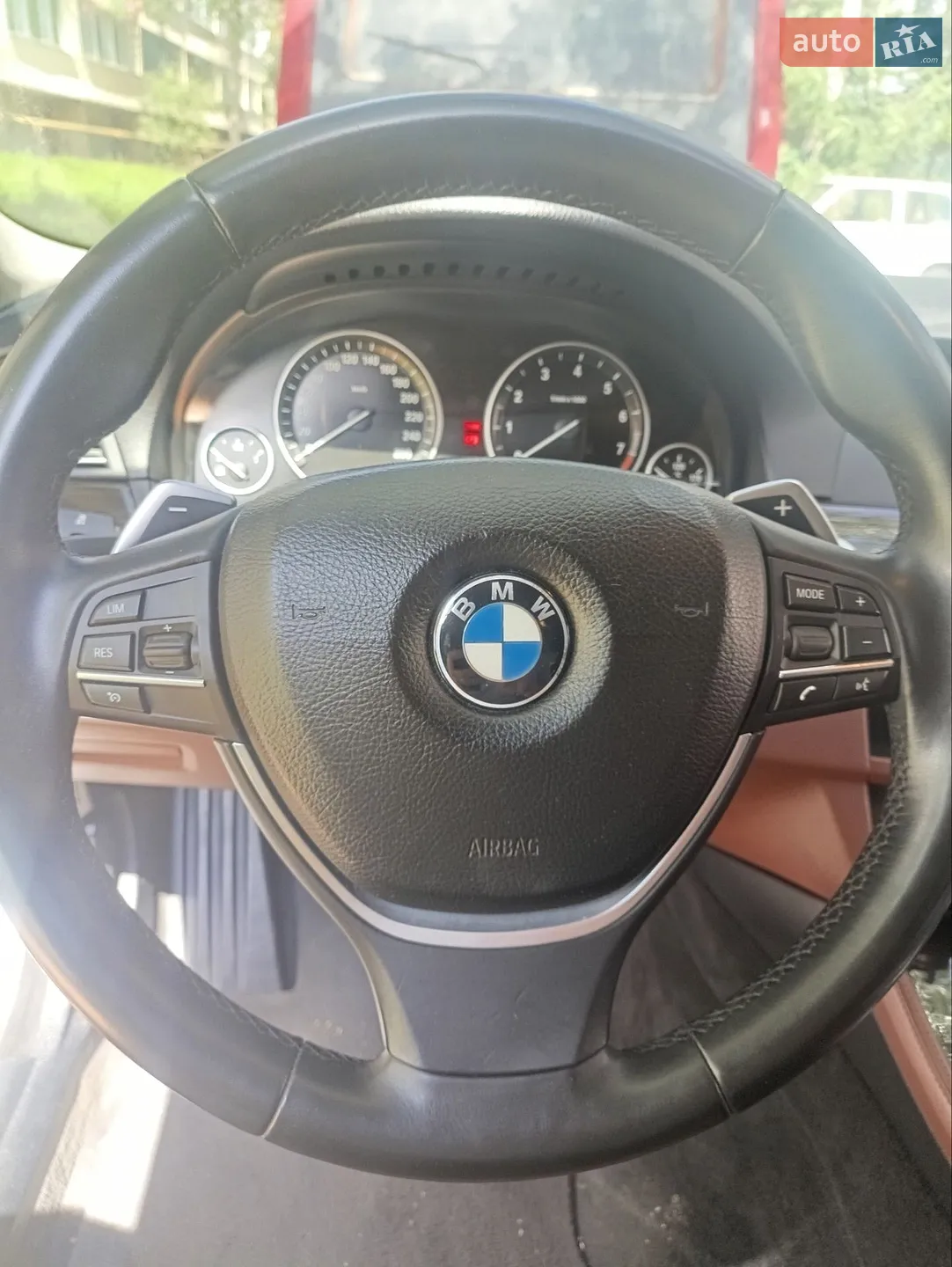 2012 BMW 5er - мініатюра 3