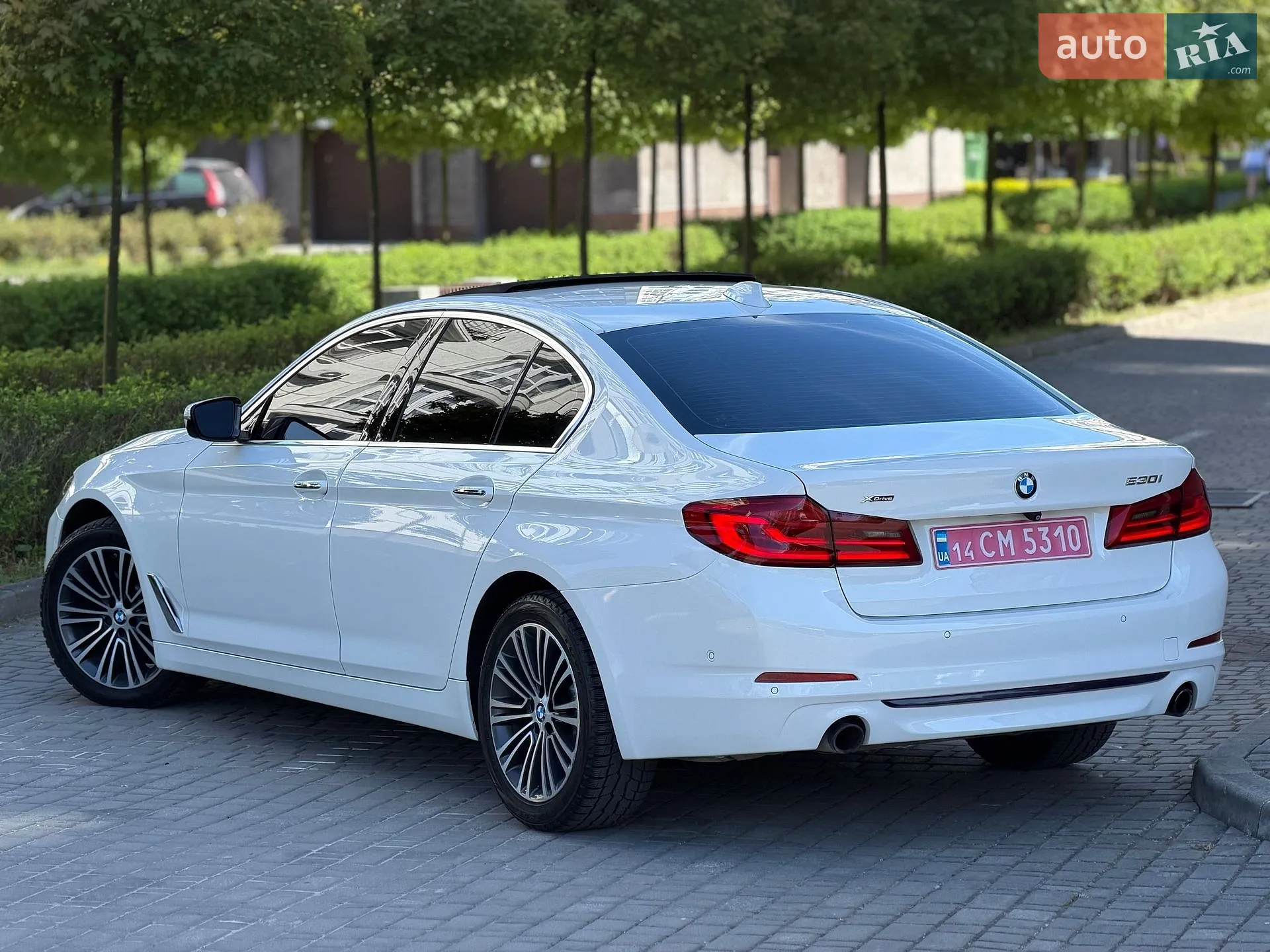 2017 BMW 5er - мініатюра 16