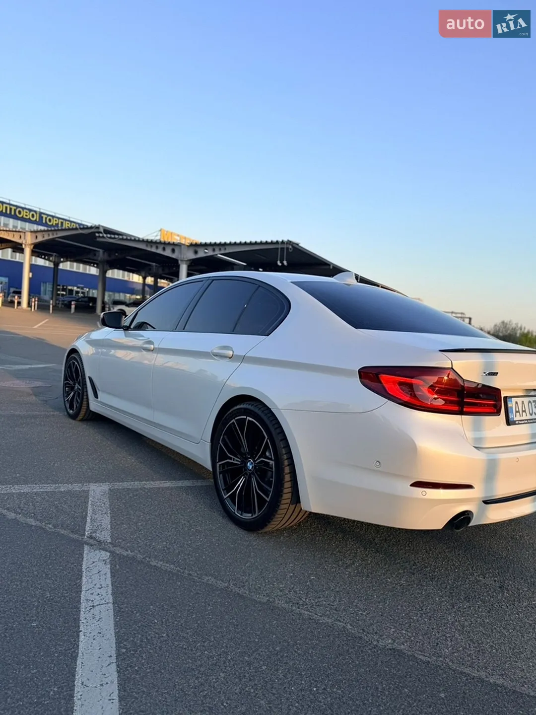 2019 BMW 5er - фото 1