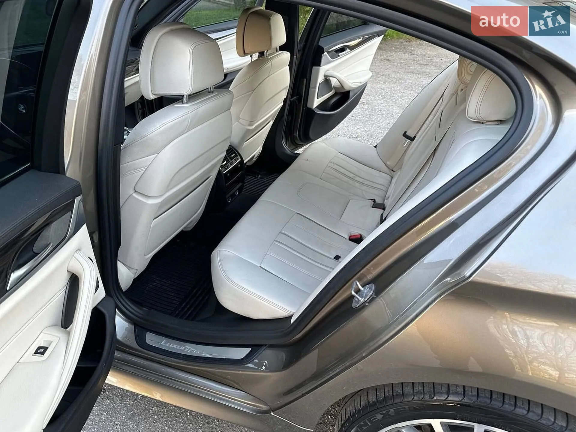 2017 BMW 5er - мініатюра 8