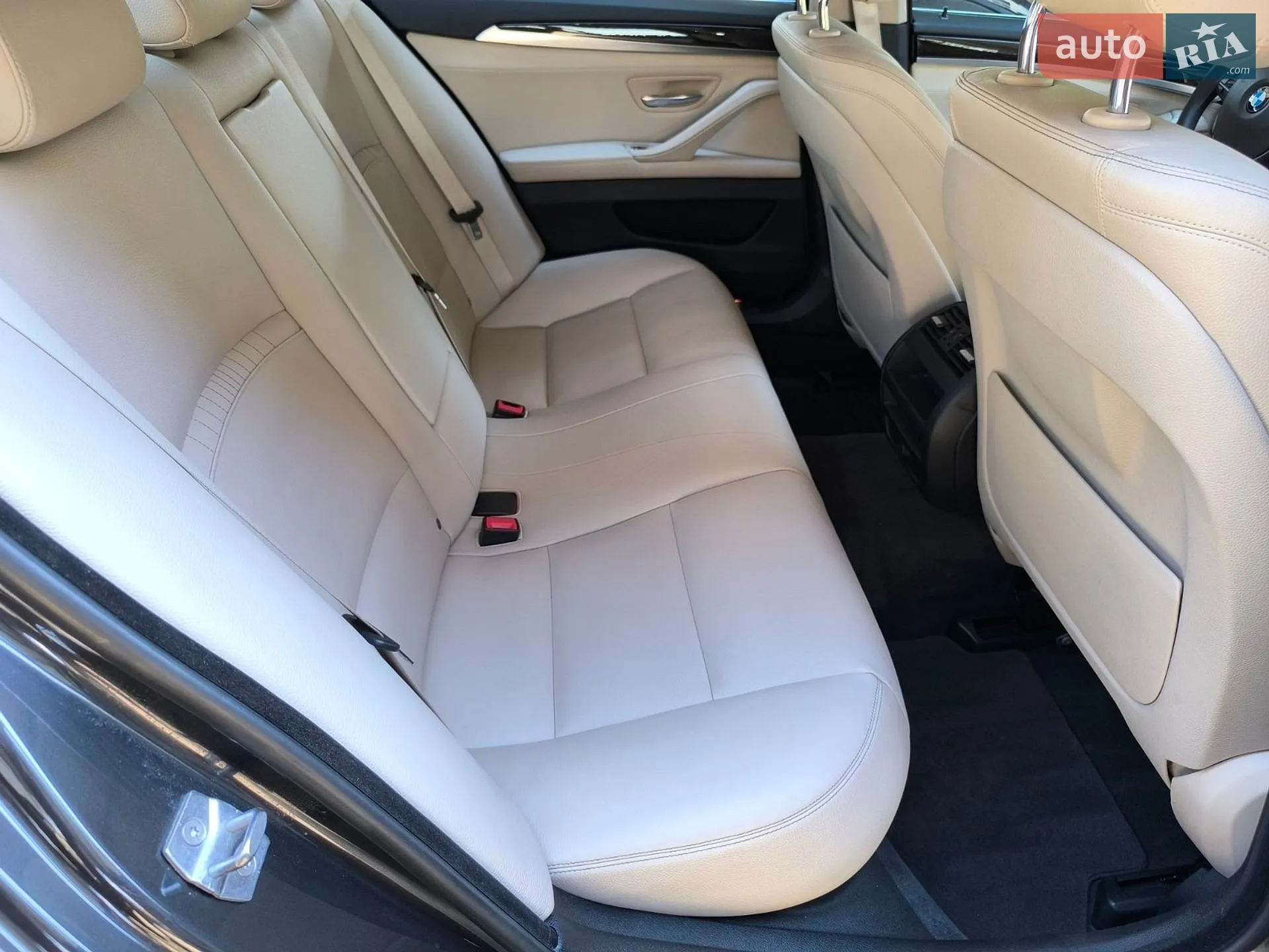 2014 BMW 5er - мініатюра 18