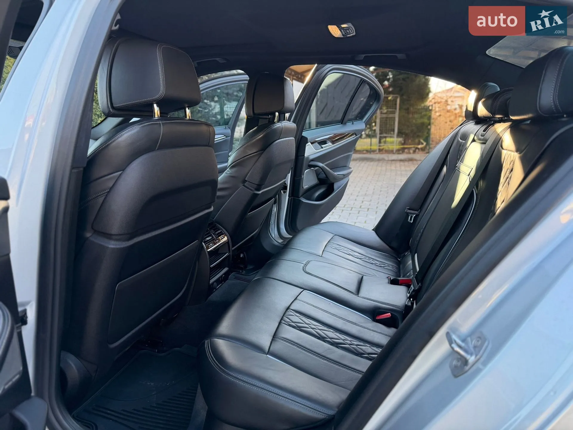 2018 BMW 5er - мініатюра 10