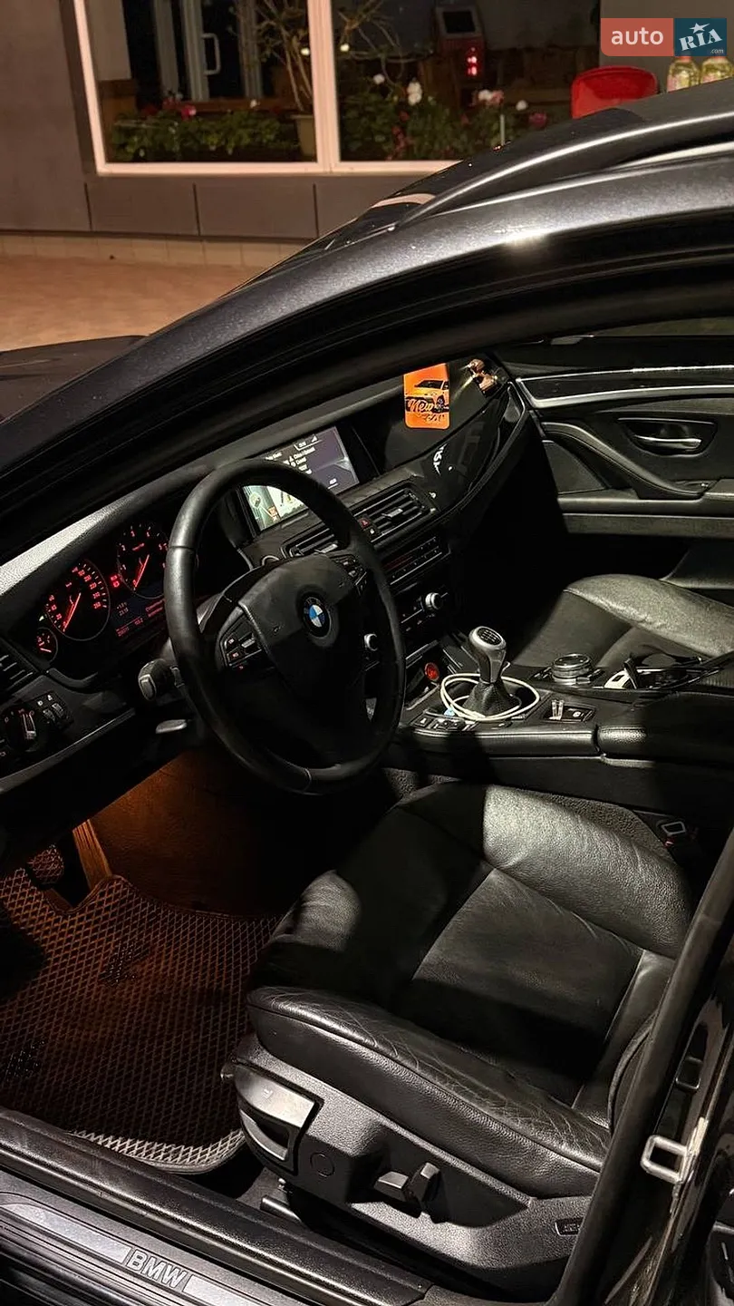 2012 BMW 5er - мініатюра 12