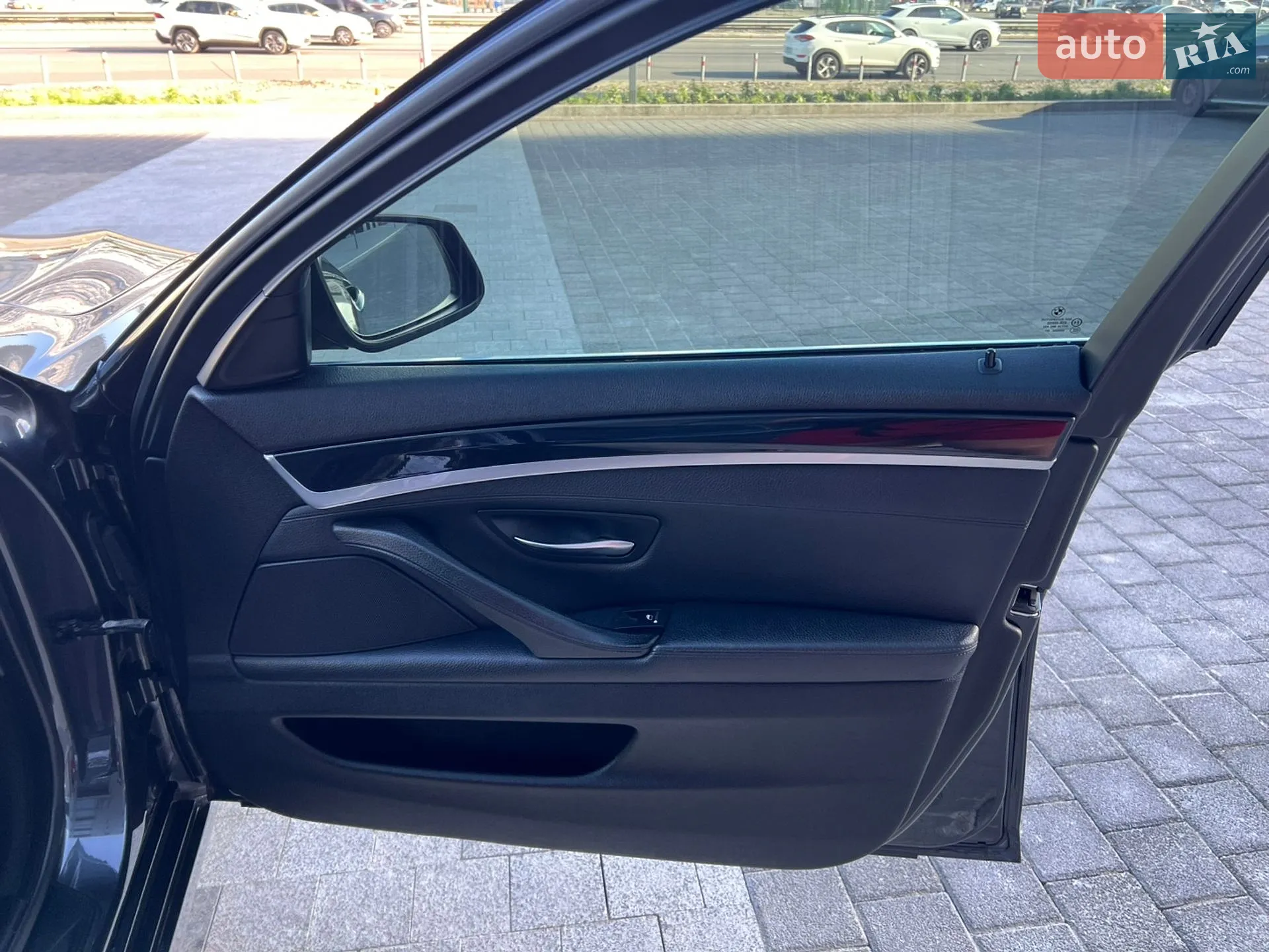 2011 BMW 5er - мініатюра 18