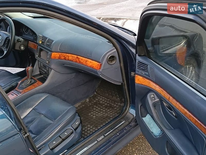 Седан BMW 5 Series 2001 в Кременчуге