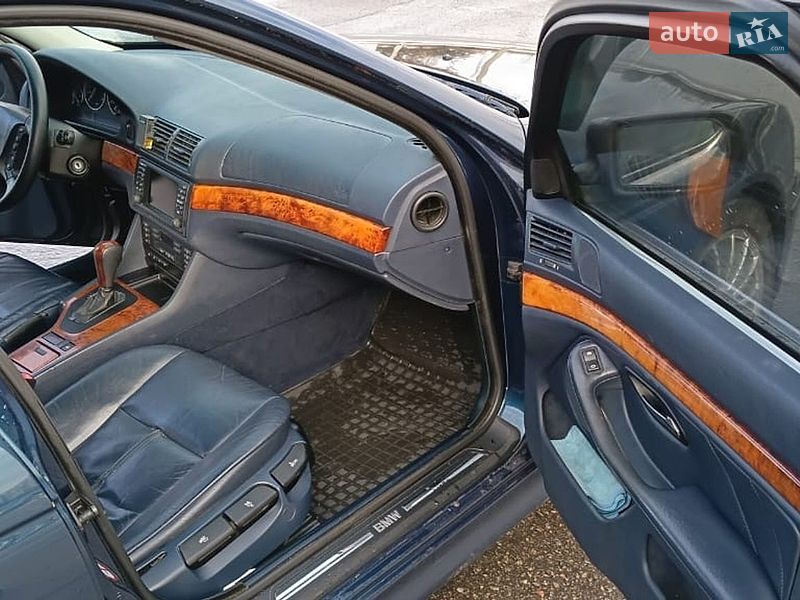 Седан BMW 5 Series 2001 в Кременчуге