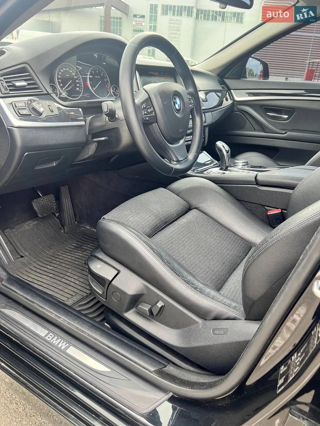 2013 BMW 5er - мініатюра 13