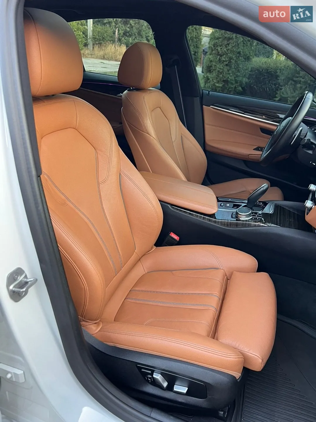 2020 BMW 5er - мініатюра 19