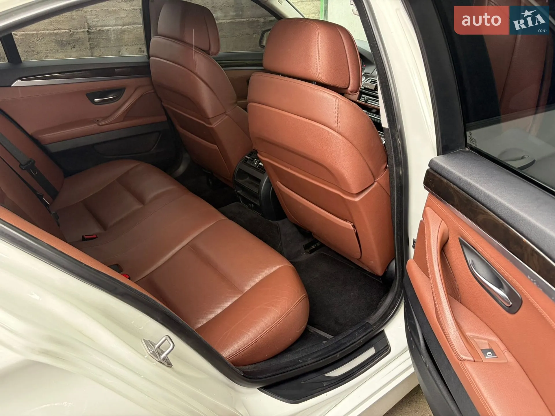 2012 BMW 5er - мініатюра 22