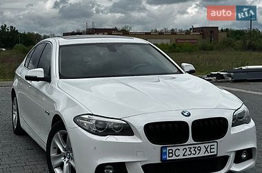 Седан BMW 5 Series 2014 в Львові