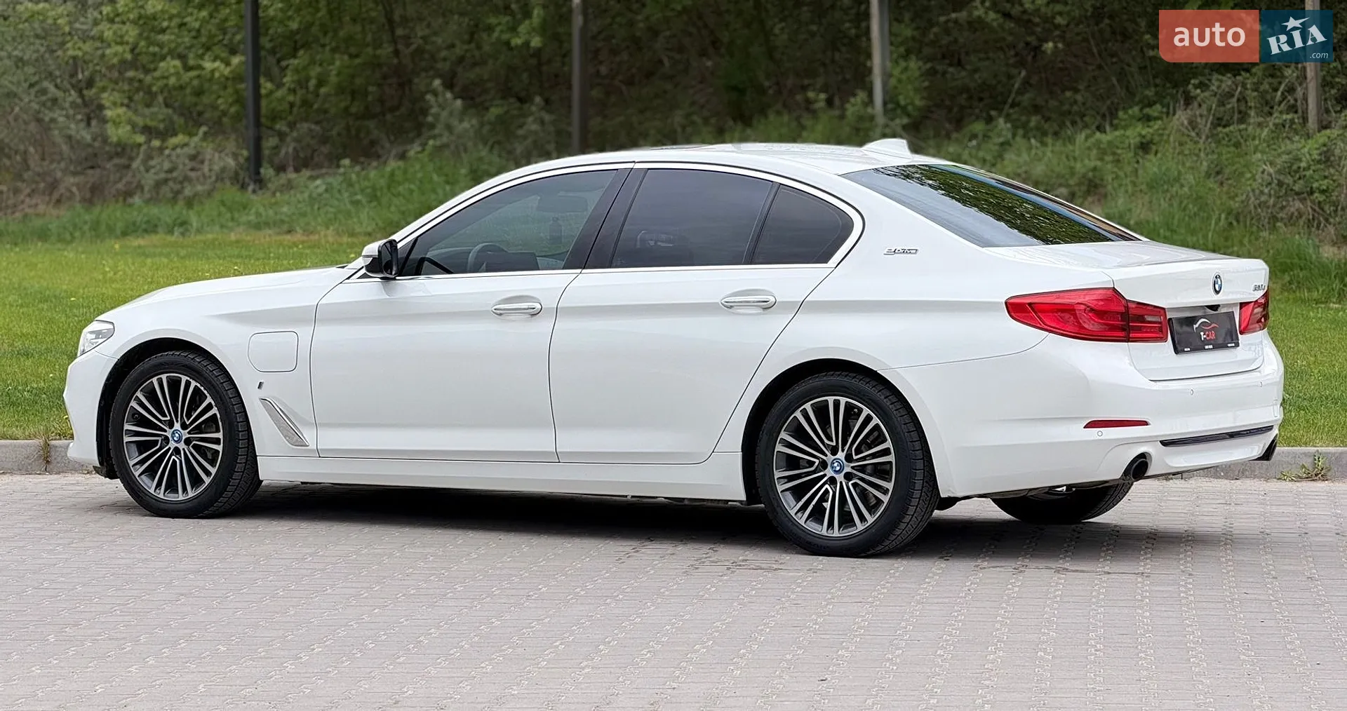 2018 BMW 5er - мініатюра 14